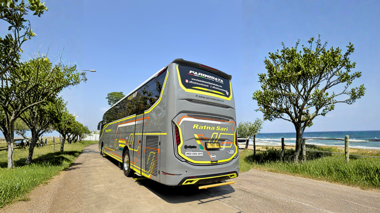 Armada Bus